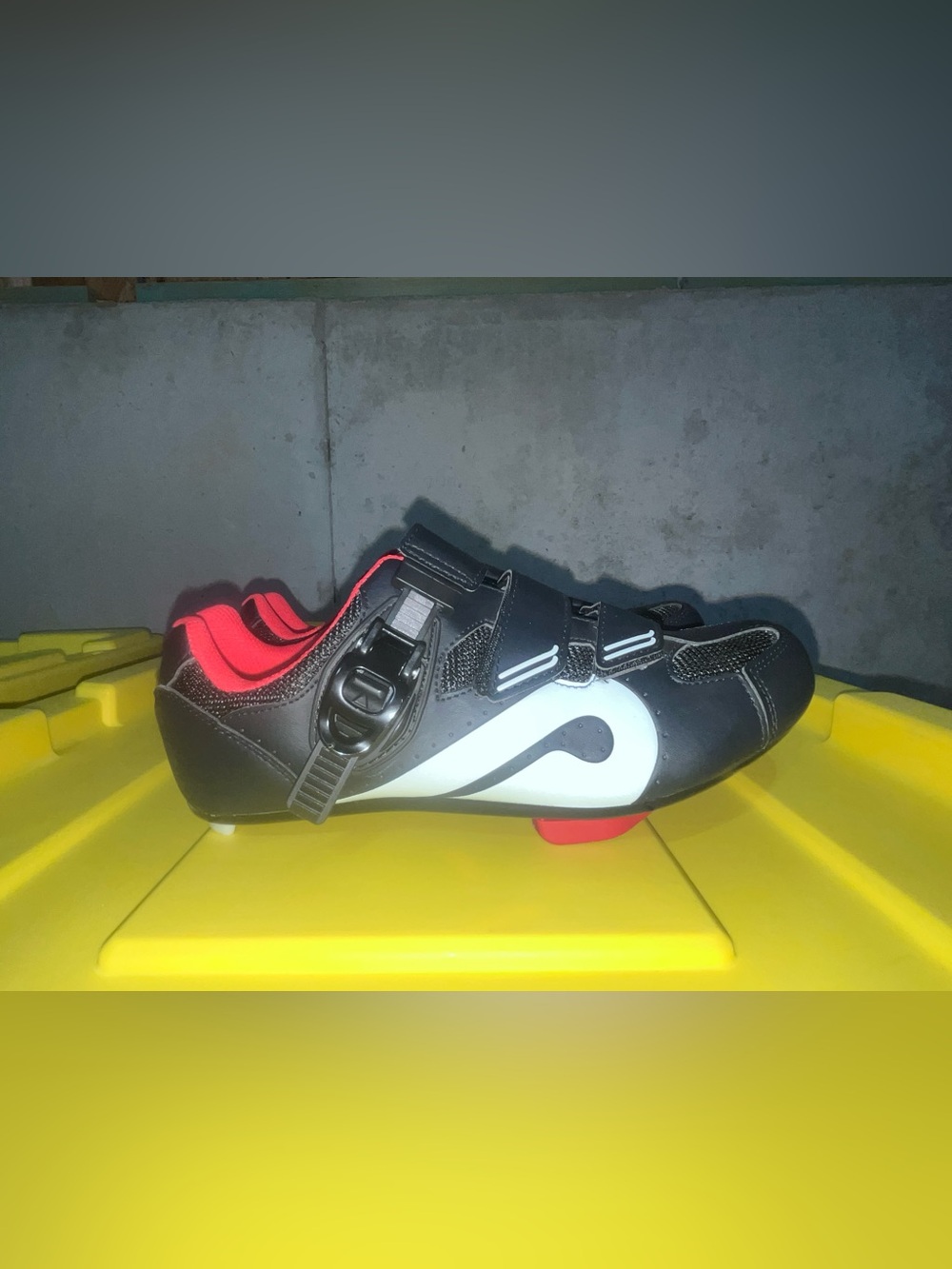 Peloton Cycling Shoes Size 40 EU US Men 7 Women 9 Black Used No Box